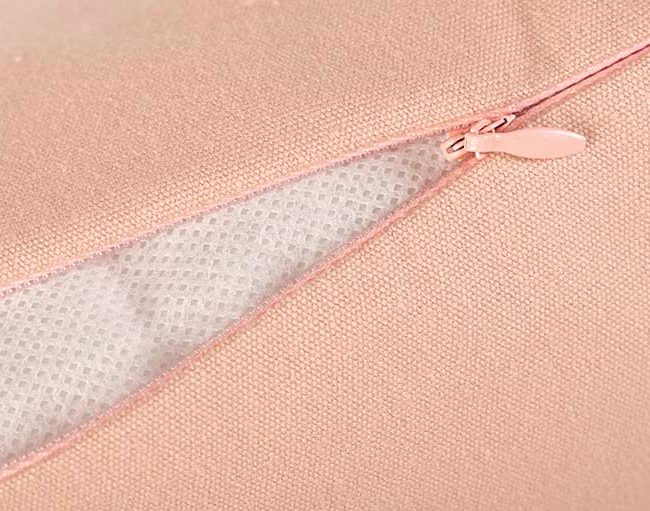 Cojín RAMPEZ cuadrado rosa