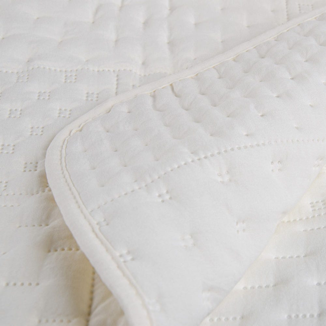 Colcha Puntitos 180x260